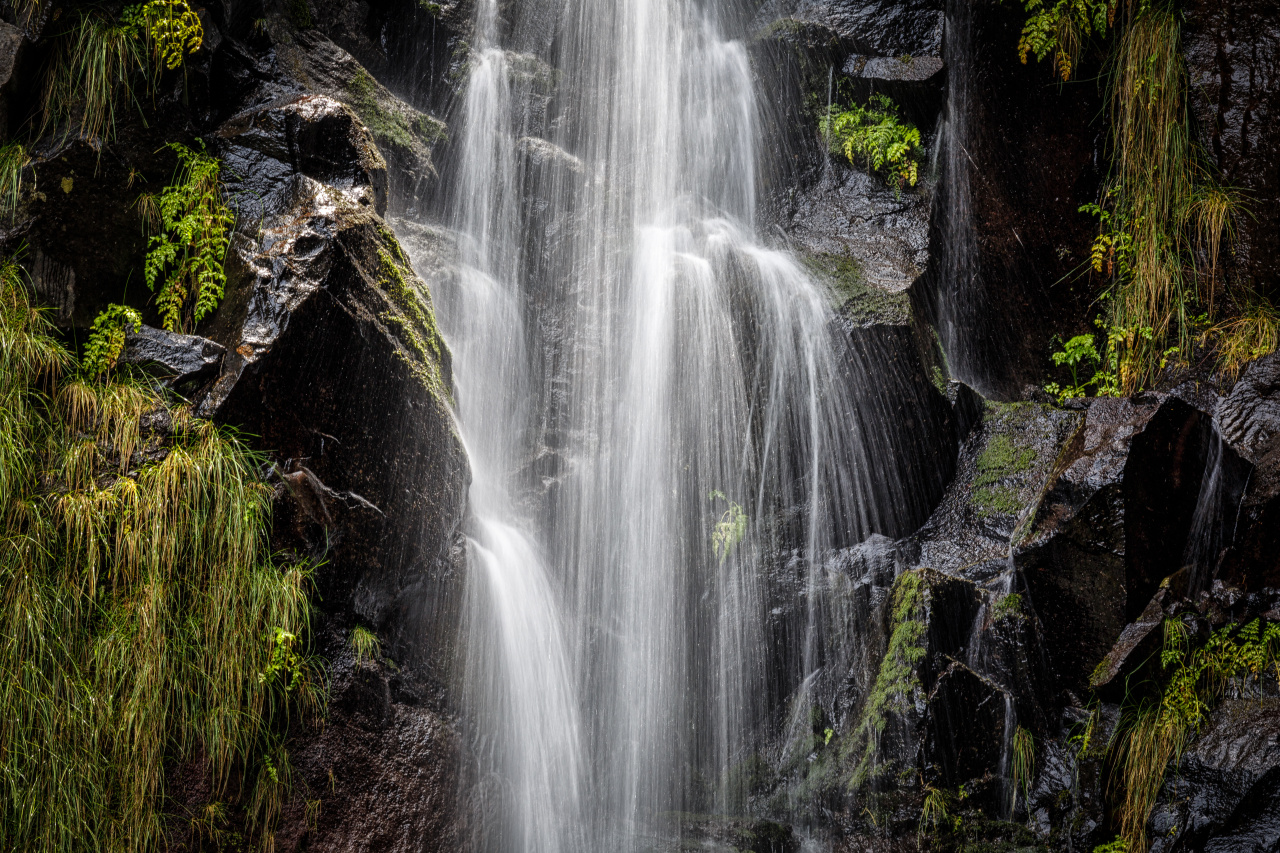 Cascades Levada do Risco dans la forêt de Paul da Serra à Madère