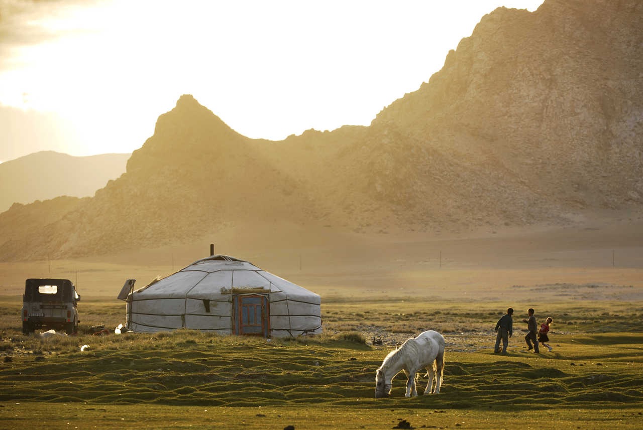 Chez les nomades du Khangai