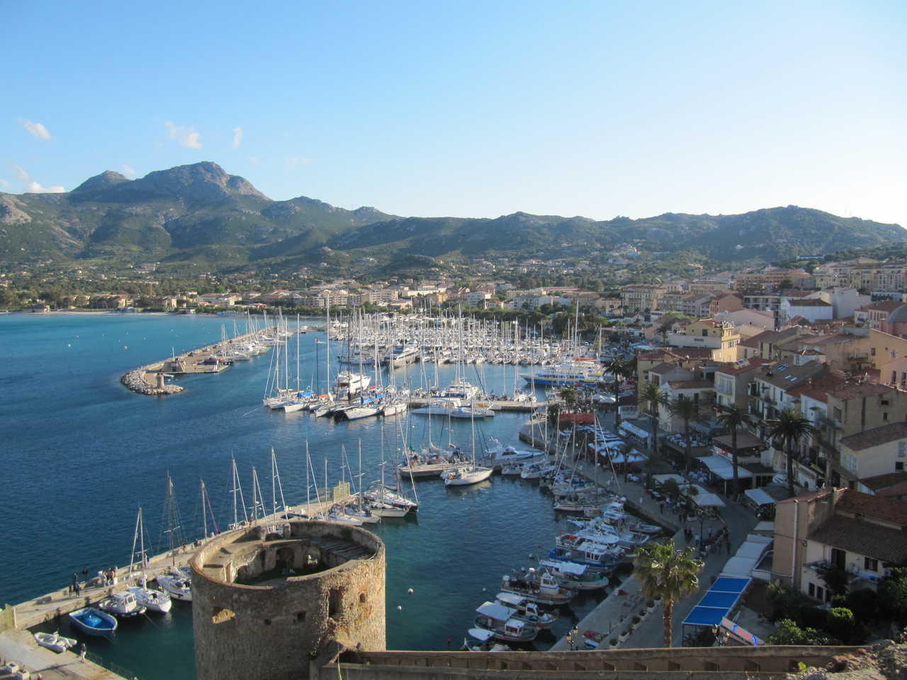 Citadelle et port de Calvi en Balagne