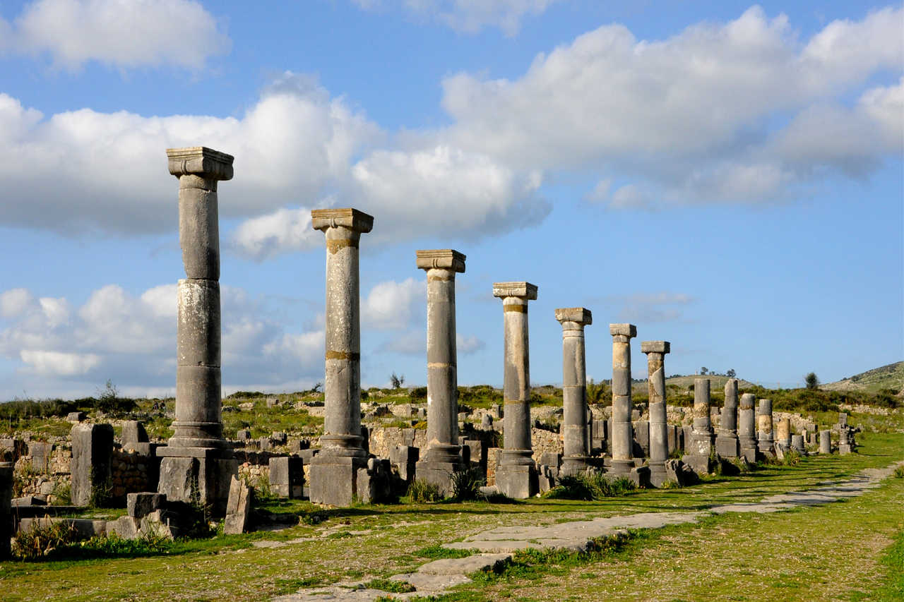 Colonnade à Volubilis, Maroc