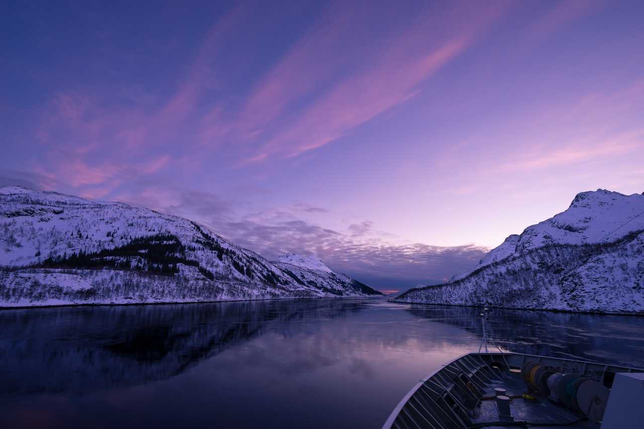 Coucher de soleil hivernal en Norvège