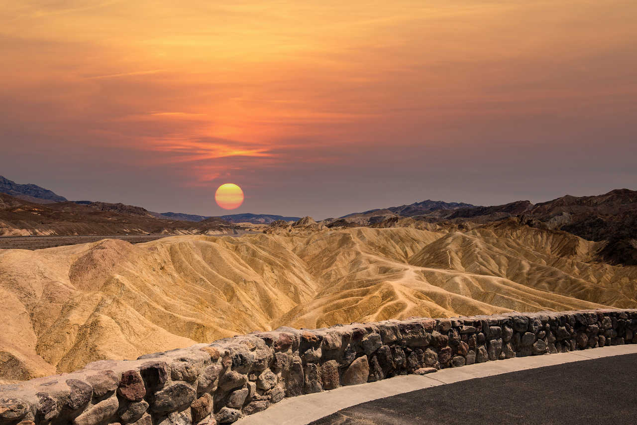 coucher de soleil Vallée de la Mort, Californie, États-Unis