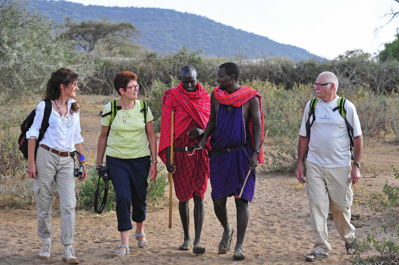 Echange avec les Masaï au Kenya