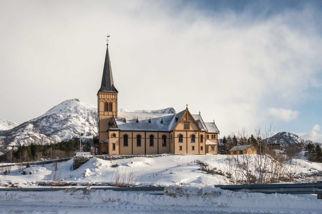 Eglise de Vagan à Kabelvag dans les îles Lofoten