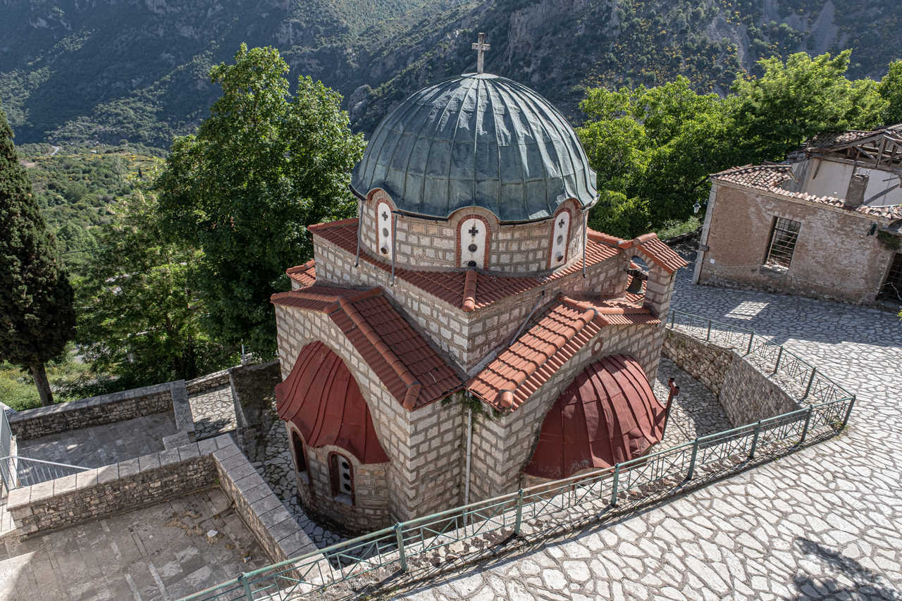Eglise orthodoxe grecque traditionnelle à Dimitsana dans le Péloponnèse, Grèce.