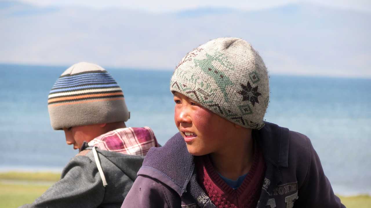 Enfants kirghizie