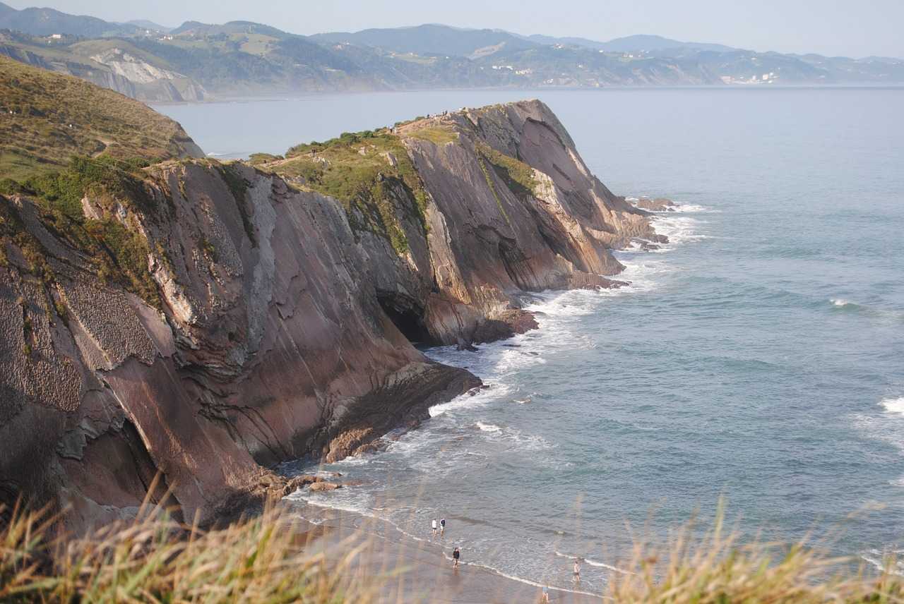 Falaises du Camino Norte, Pays Basque en Espagne