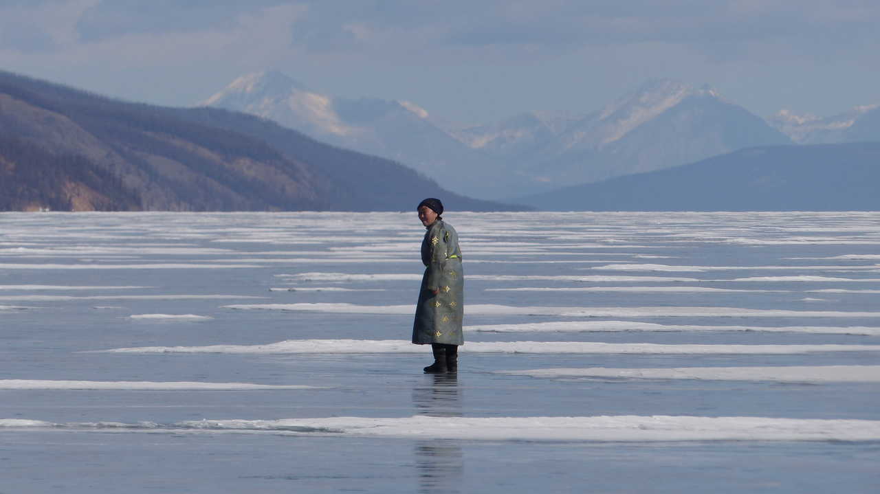 Femme du peuple chamane des  Darkhad sur le lac Khovsgol