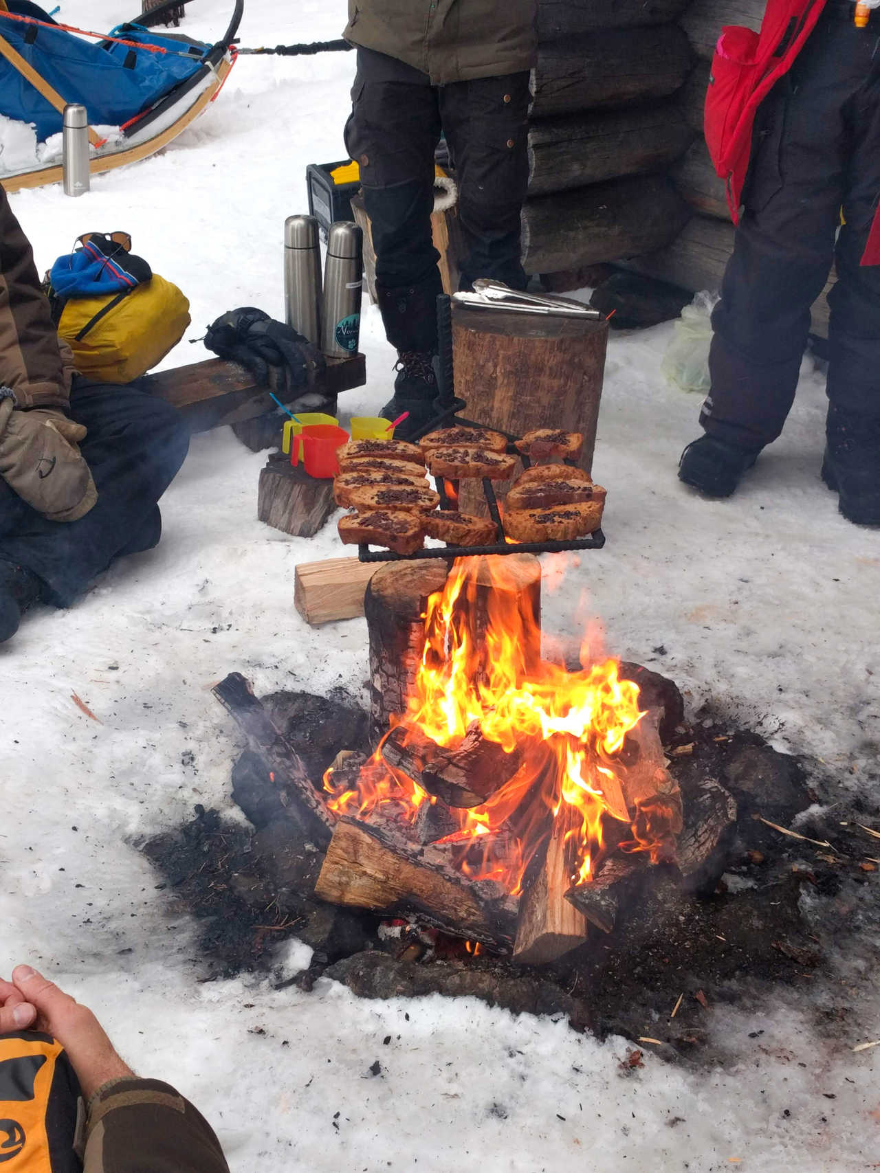 Feu de camp en Laponie, Finlande