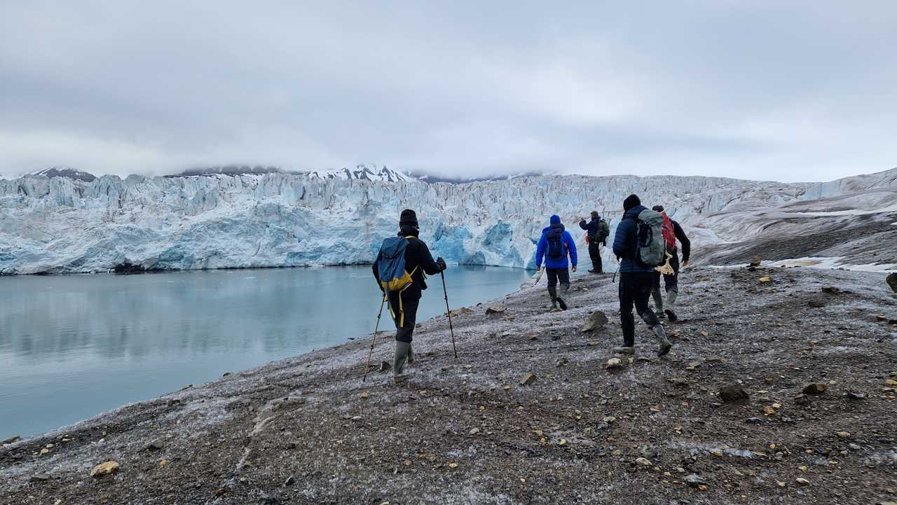 Groupe de voyageurs au Spitzberg