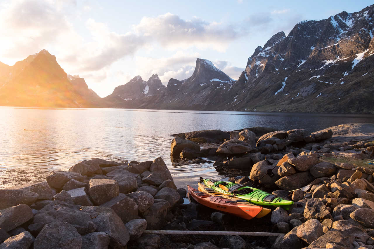 Kayak dans les fjords de Norvège