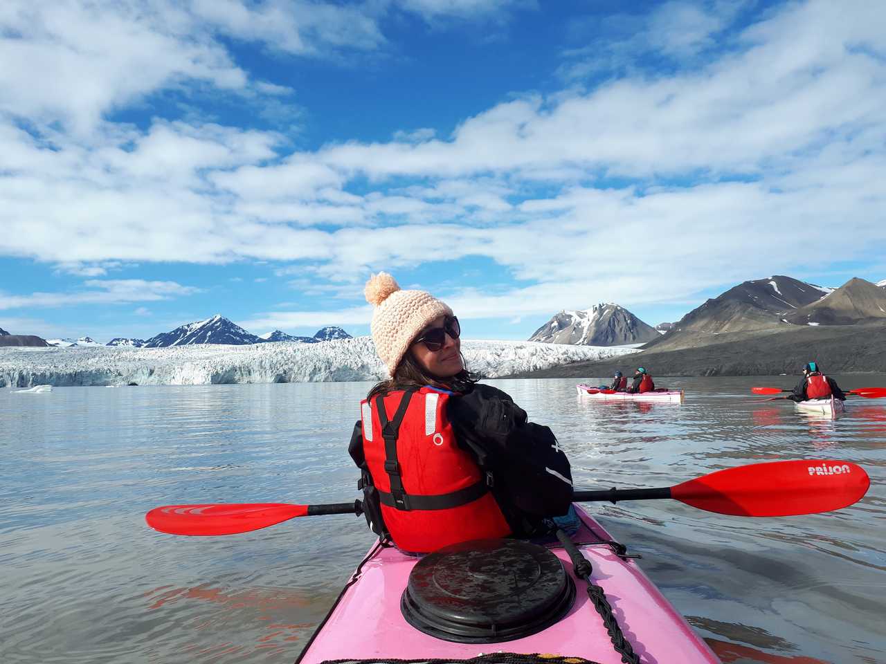 Kayak en Arctique, au Svalbard