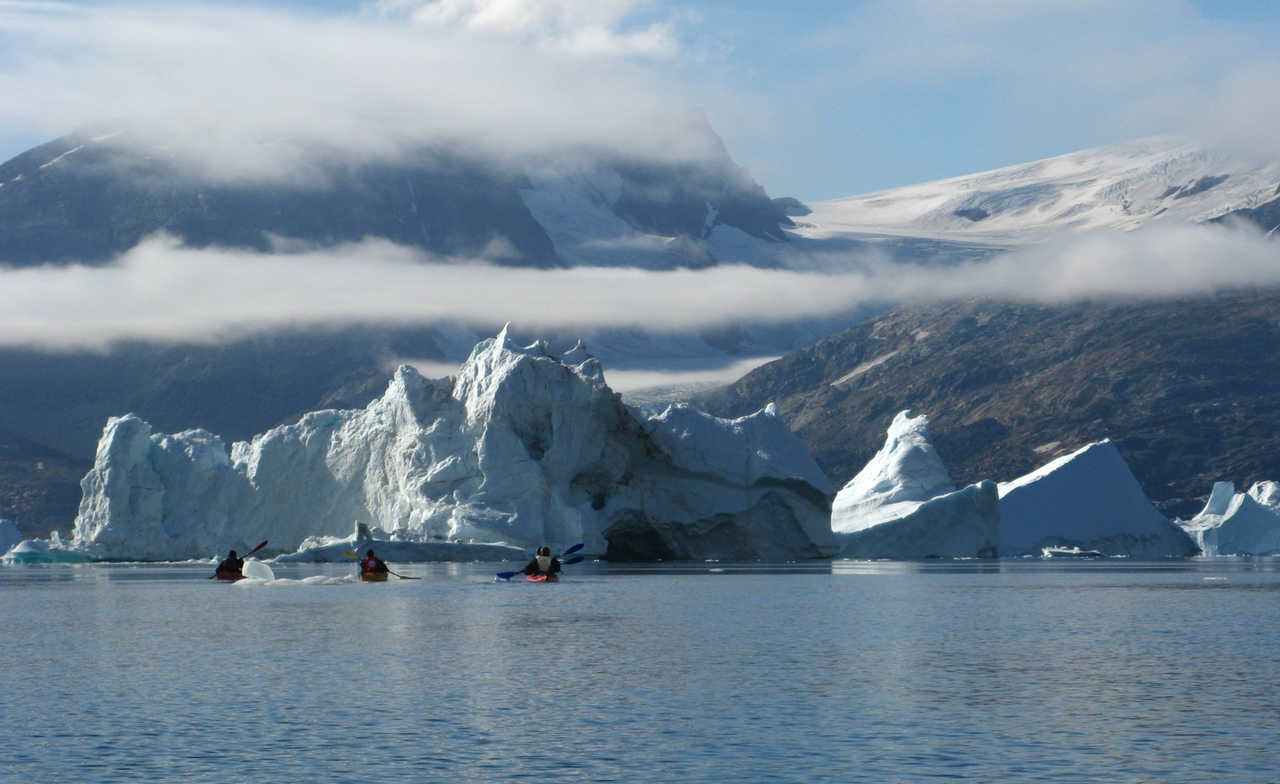 Kayak de mer et icebergs