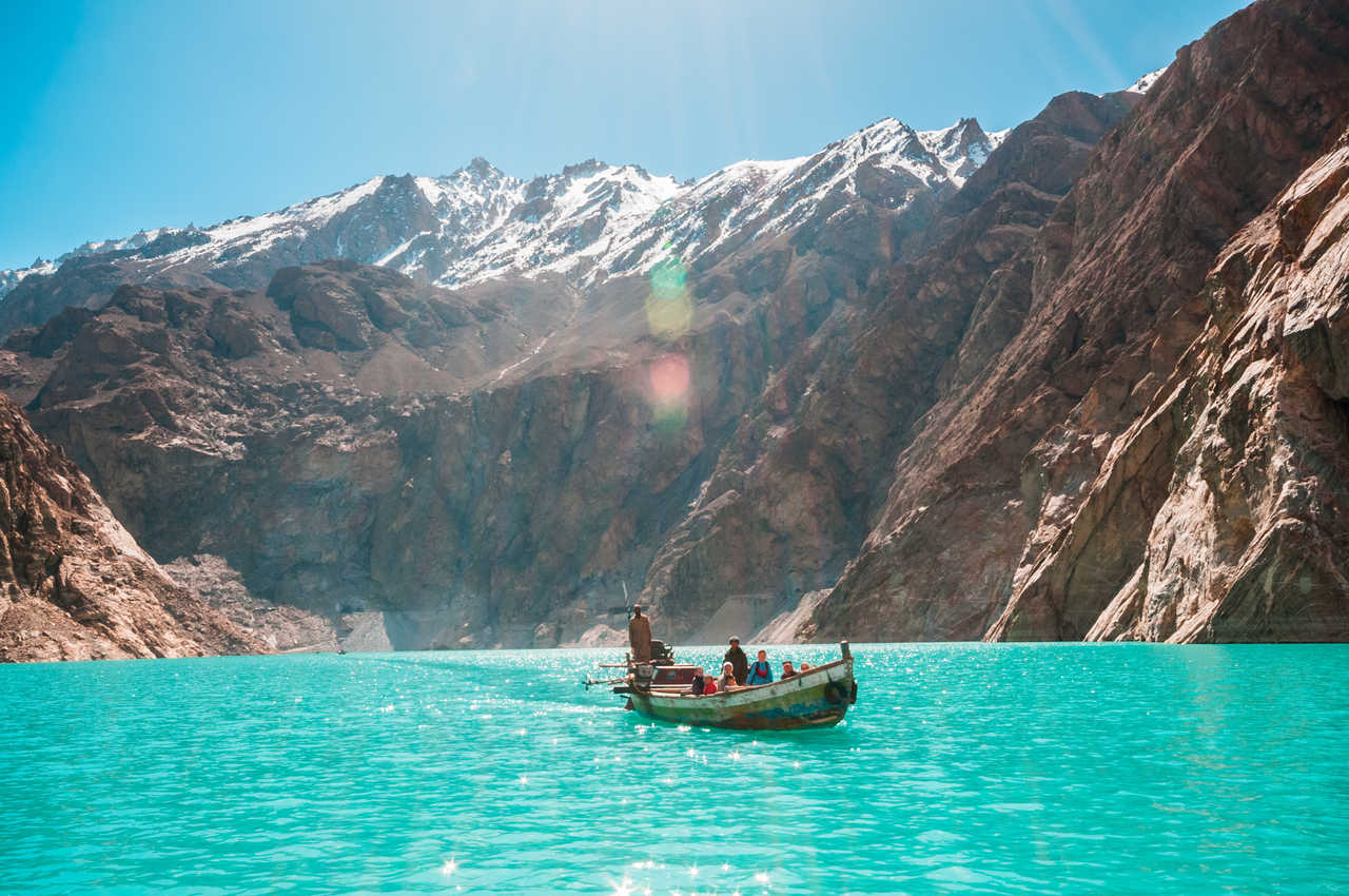Lac Attabad au nord du Pakistan