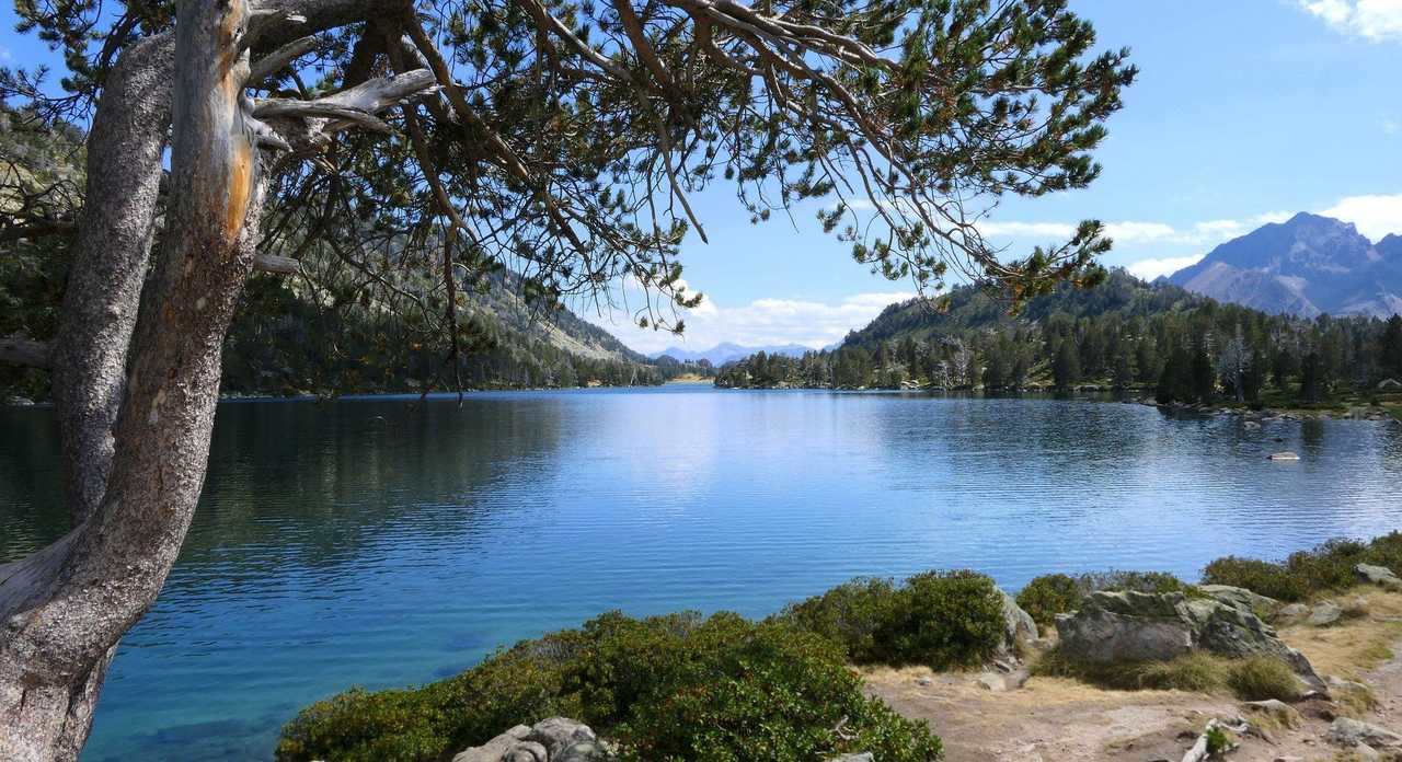 Lac d'Oredon, dans le massif de Néouvielle, Pyrénées