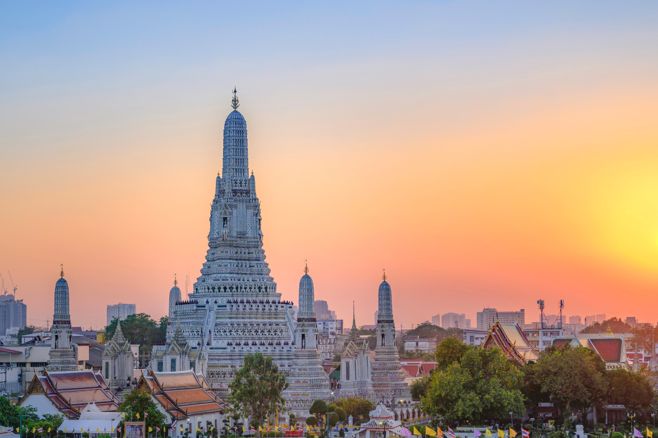 Le temple Wat Arun à Bangkok, en Thaïlande.