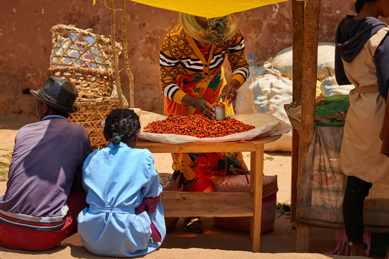 Les marchés de rue et la vie locale à Madagascar