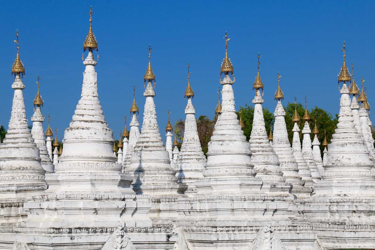 Les temples de Sagaig à proximité de Mandalay