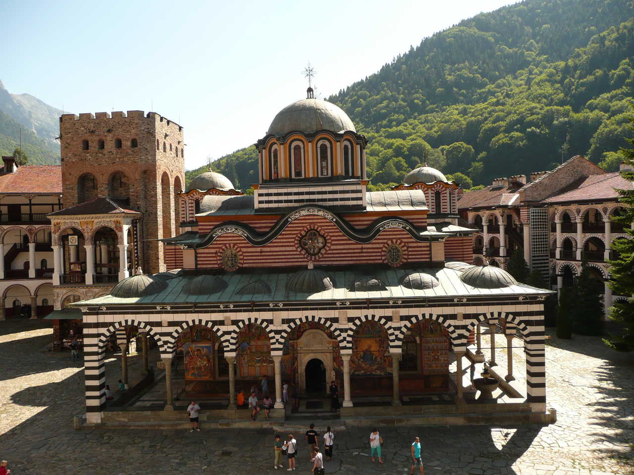 Monastère de Rila classé au patrimoine de l'UNESCO, dans le massif du Rila