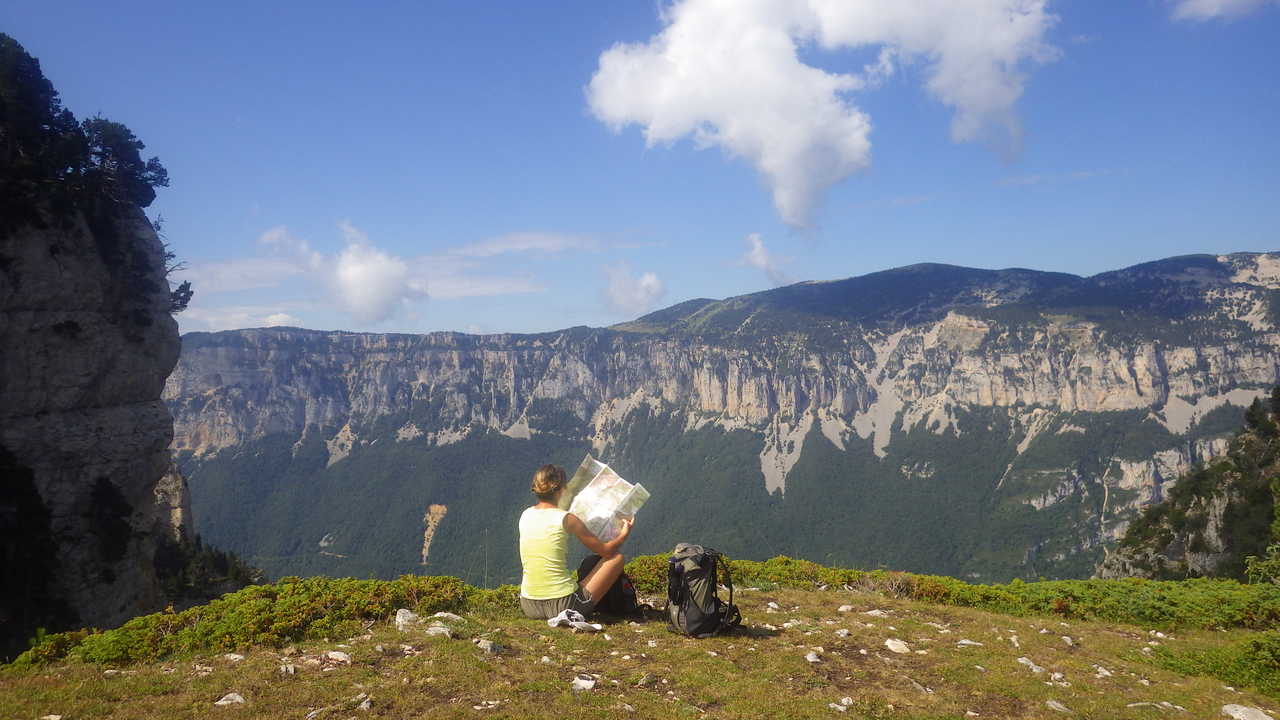 Pause lors d'une randonnée sur les hauts plateaux du Vercors