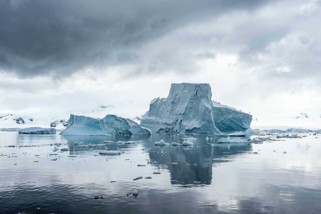 Paysage Antarctique depuis le voilier Tanana