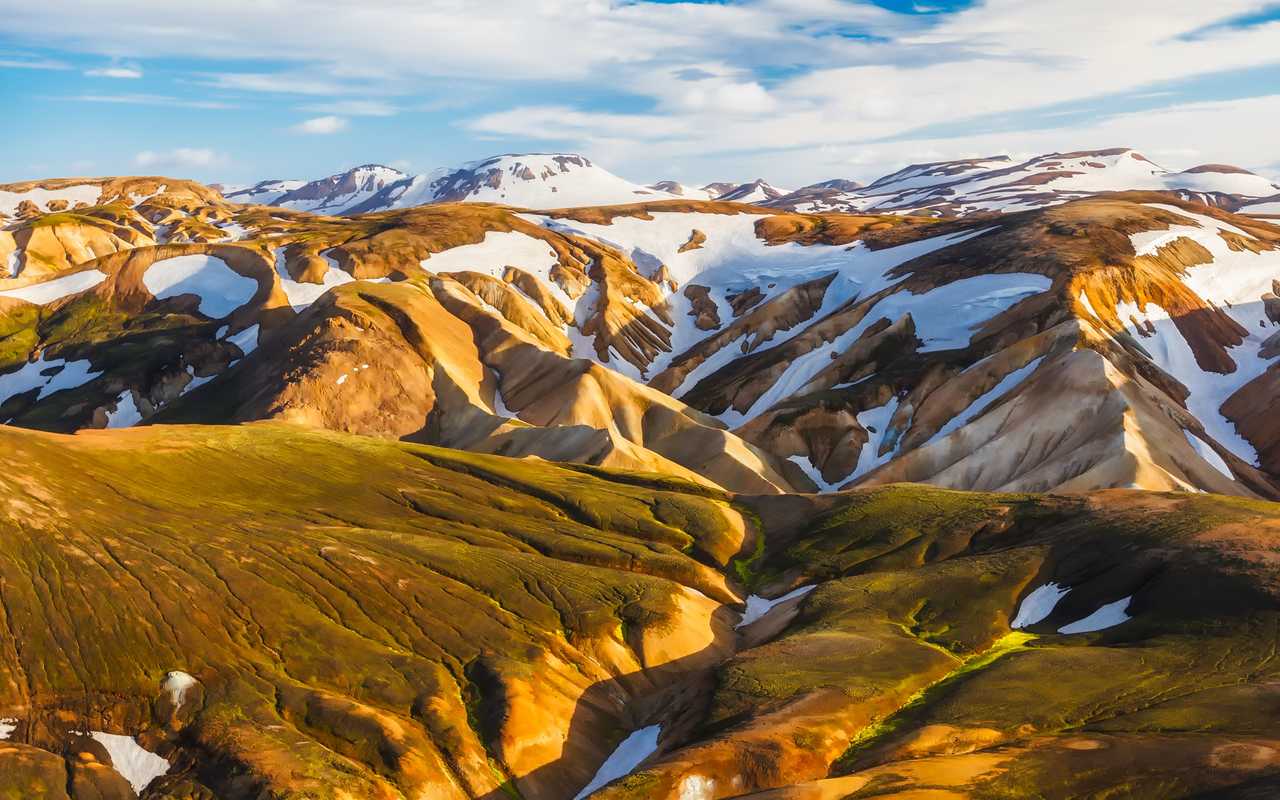 Paysage de montagnes en Islande, massif de Kerlingarfjöll