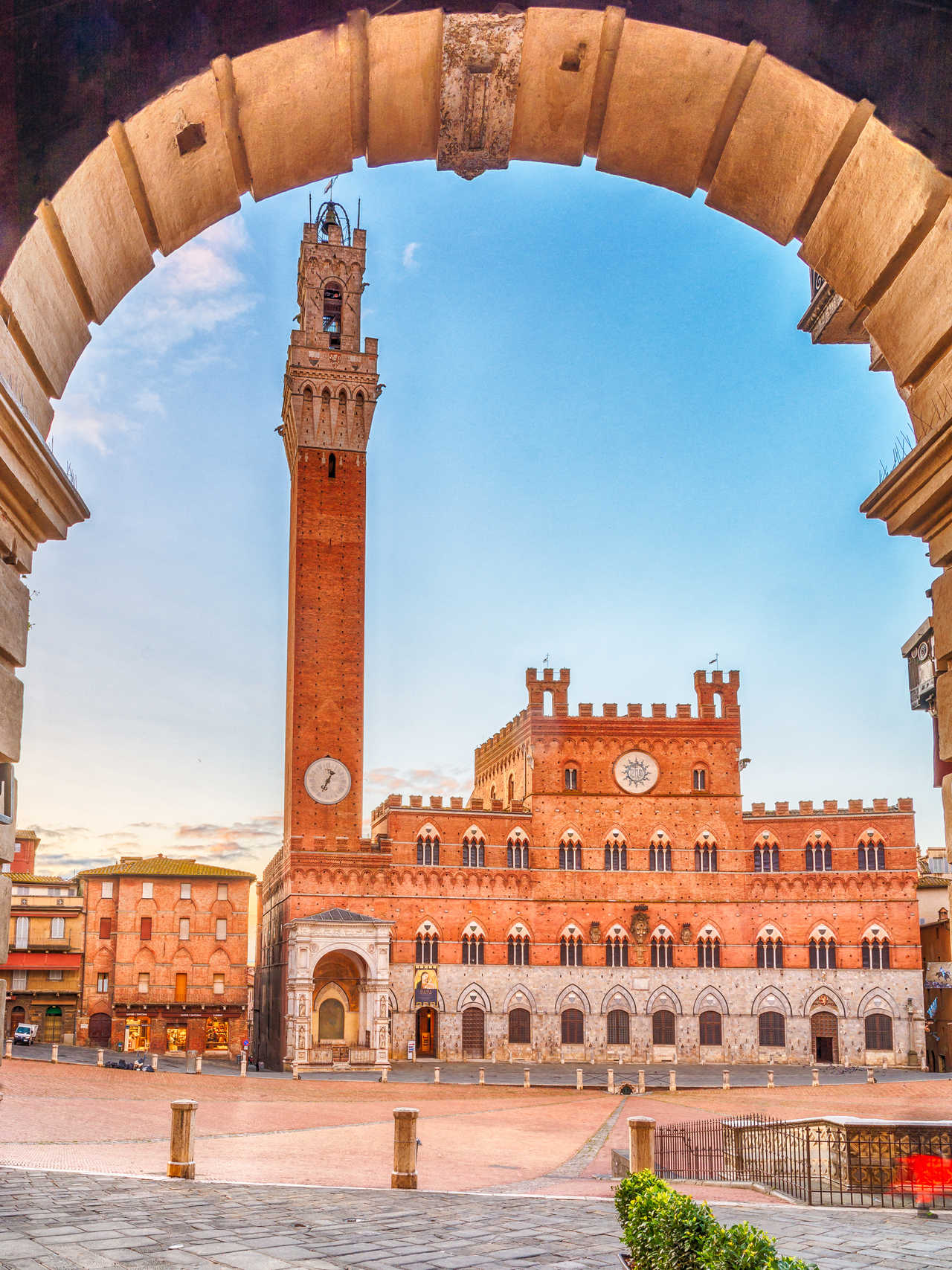 Piazza del Camp dans la ville de Sienne en Italie