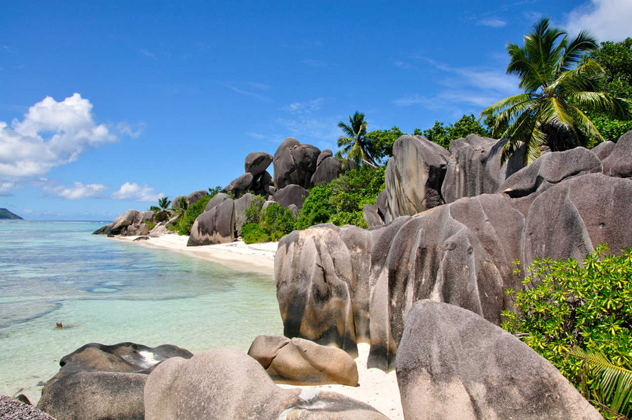 Plage Anse Source d'Argent sur l'île de la Digue aux Seychelles