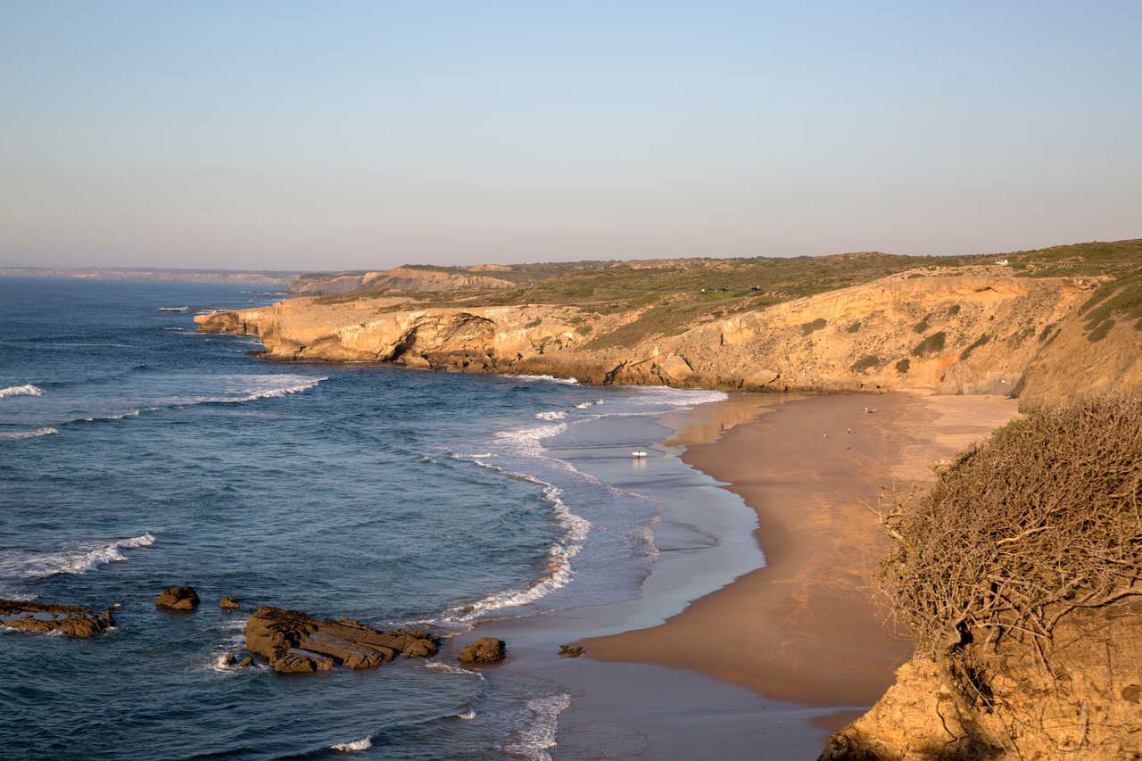 plage monte clerigo au portugal