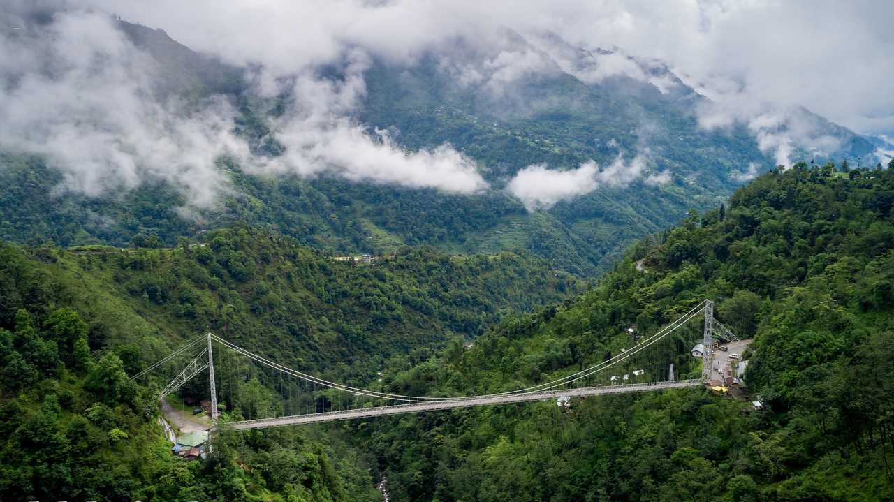 Pont suspendu dans la région de Pelling