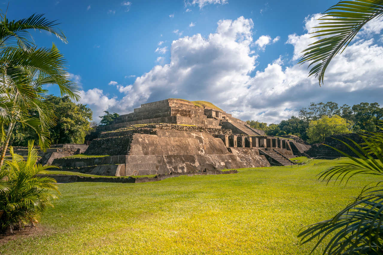 pyramide-maya-de-tazumal