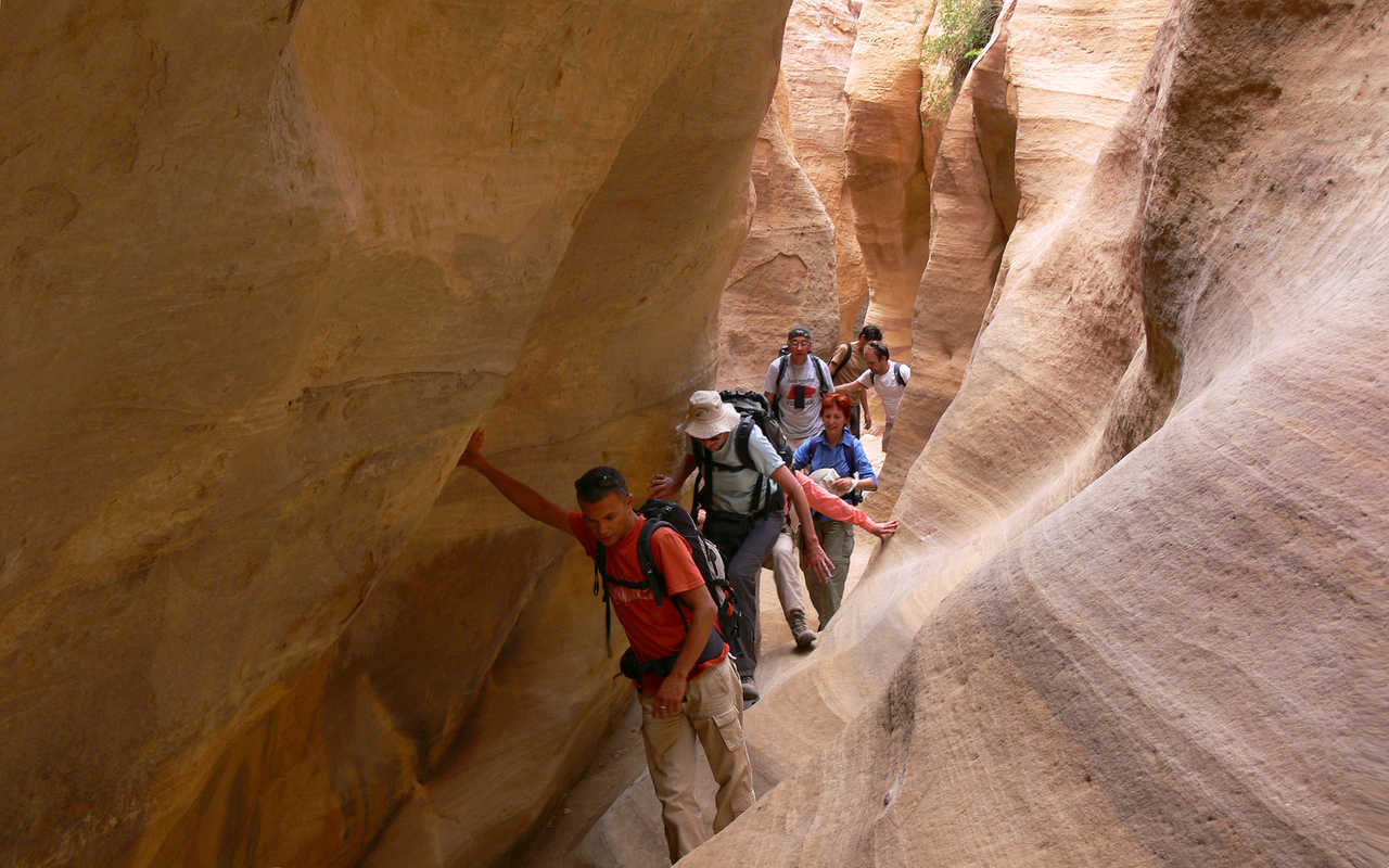 Randonnée dans un canyon de Jordanie