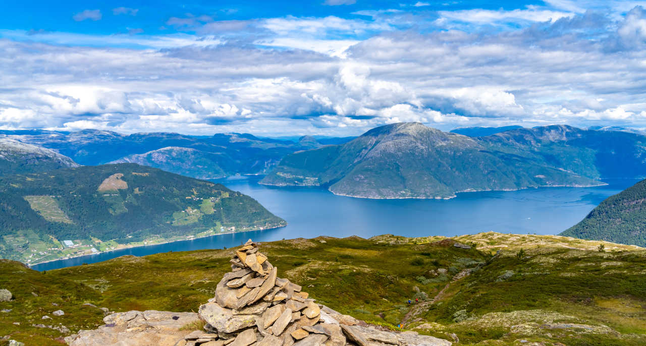 Randonnée et le panorama de sa majesté la Reine Sonja en Norvège