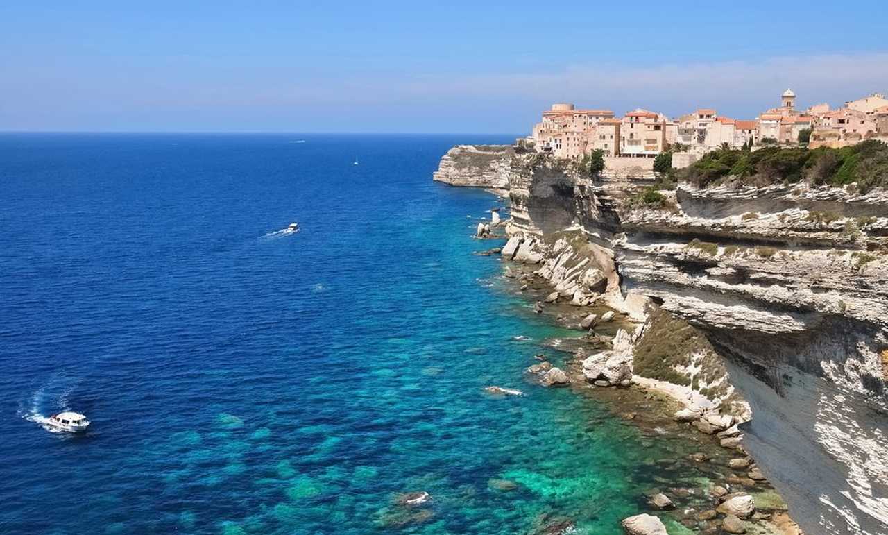 Randonnée le long des falaises de Bonifacio