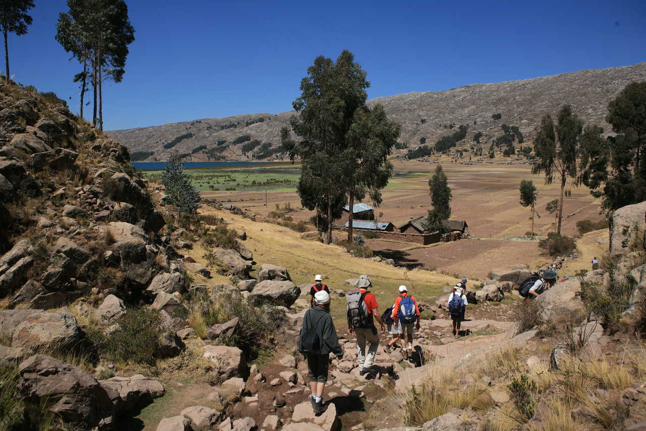 Randonnée , péninsule de Ccotos, Lac Titicaca, Pérou