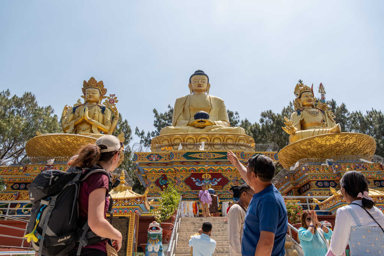 randonneurs à Swayambunath Temple bouddhiste à Katmandou, Népal