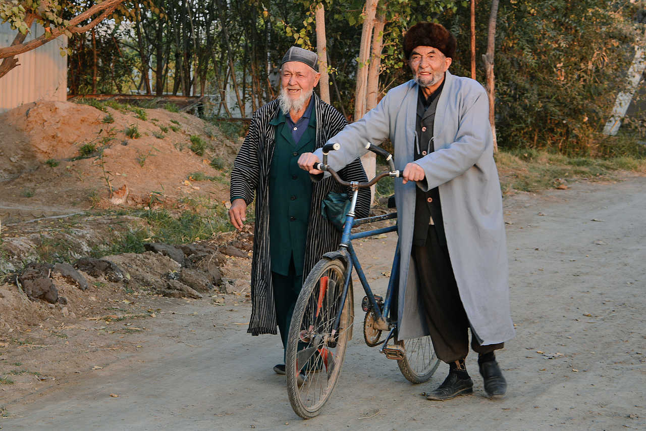rencontre dans le village de Tersak