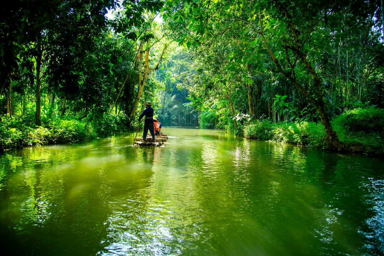 Rivière Mae Wang en Thaïlande