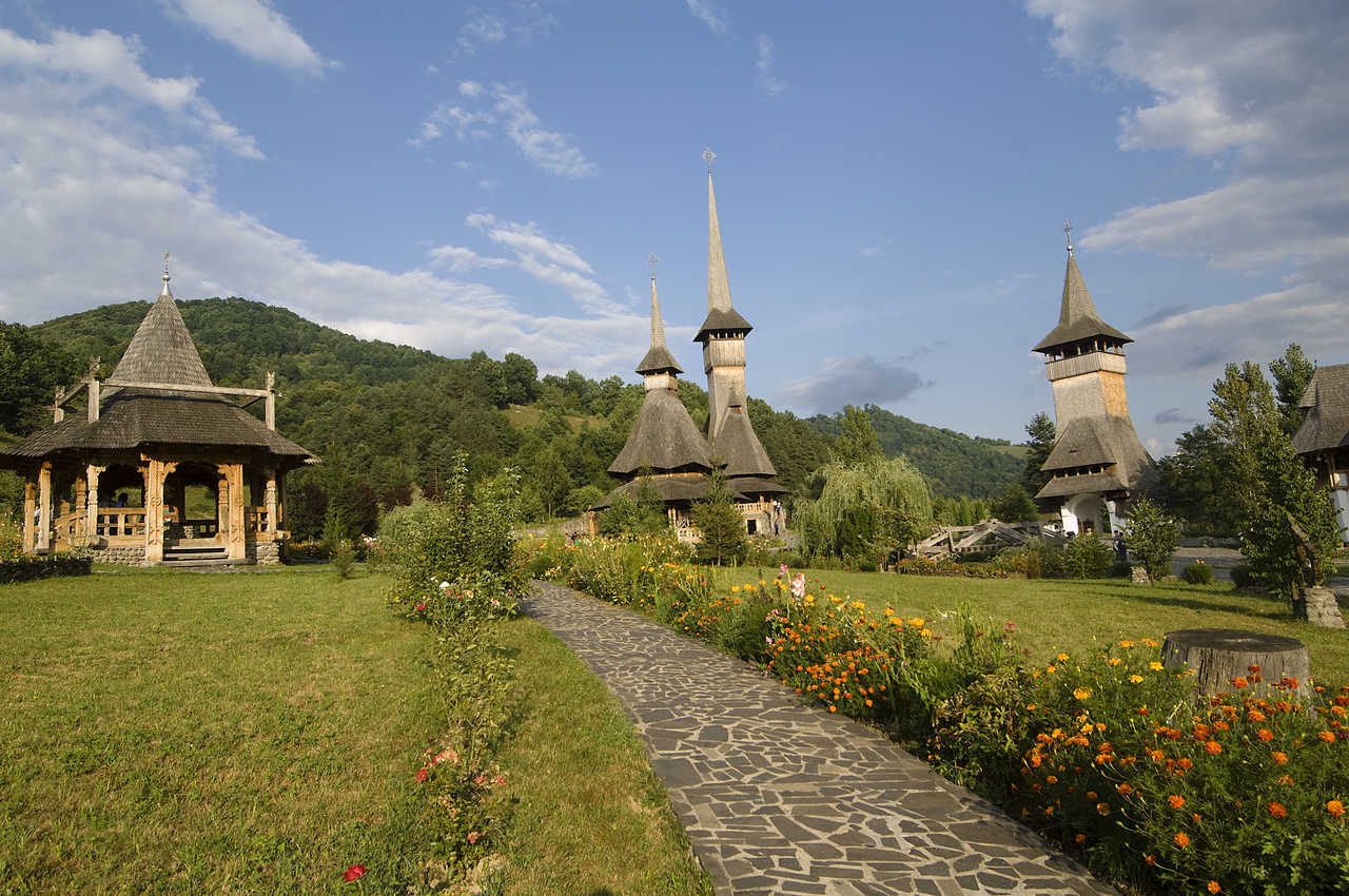 Roumanie, Maramures, monastère de Barsana