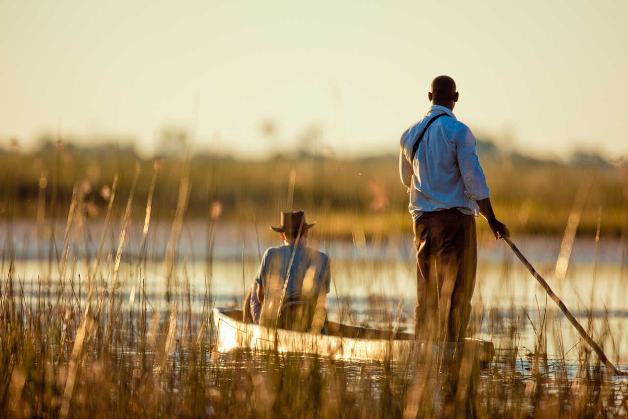 Safari  en barque Delta Okavango , Botswana