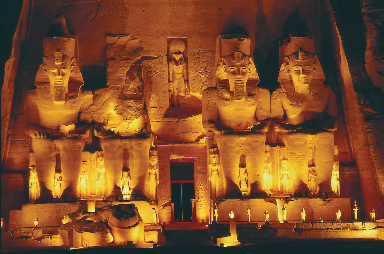 Son et lumière à Abou Simbel