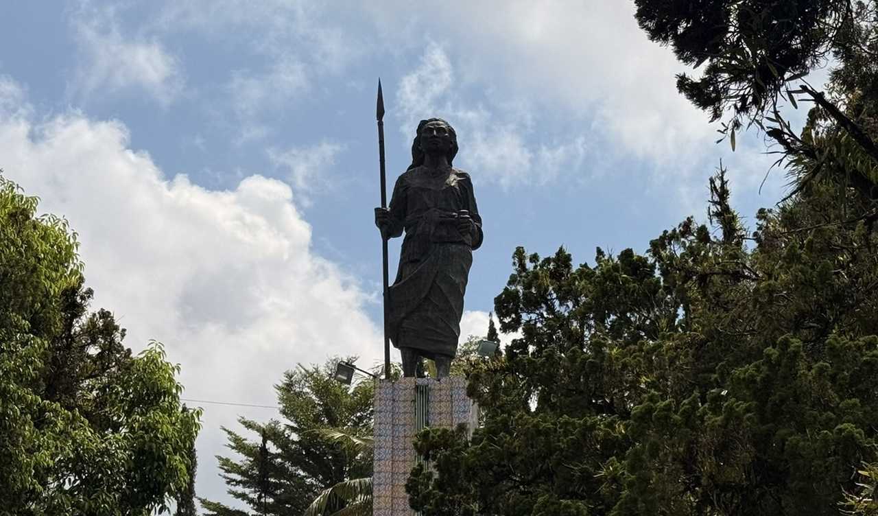 statue de Martha Christina dans la ville d'Ambon sur l'île des moluques