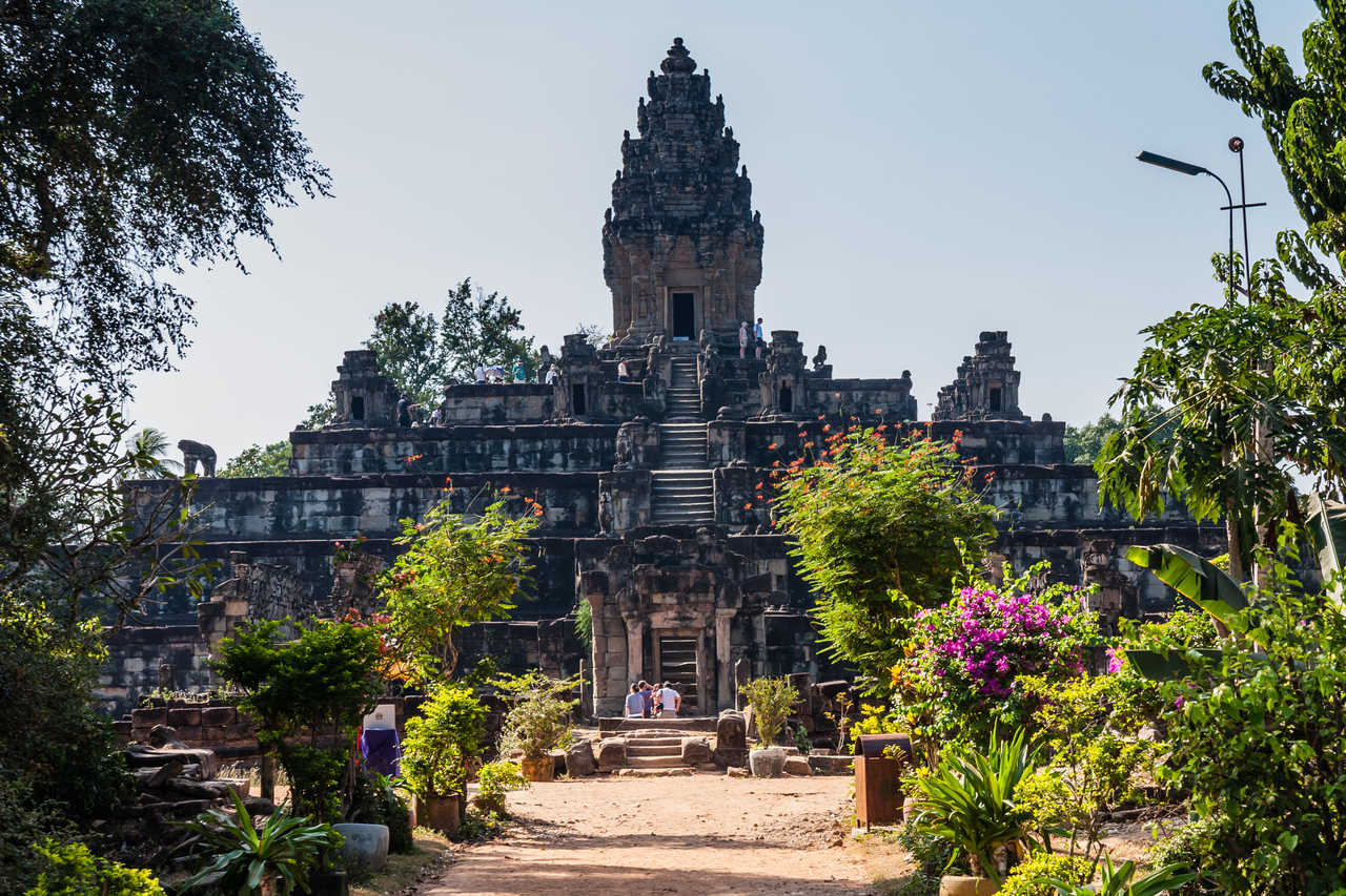 Temple Bakong dans la campagne de Chao Srei Vibol au Cambodge