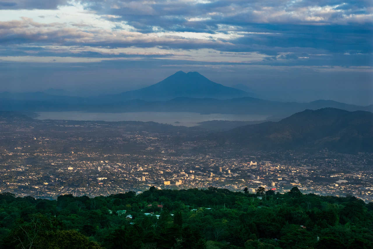 the-city-of-san-salvador-joey
