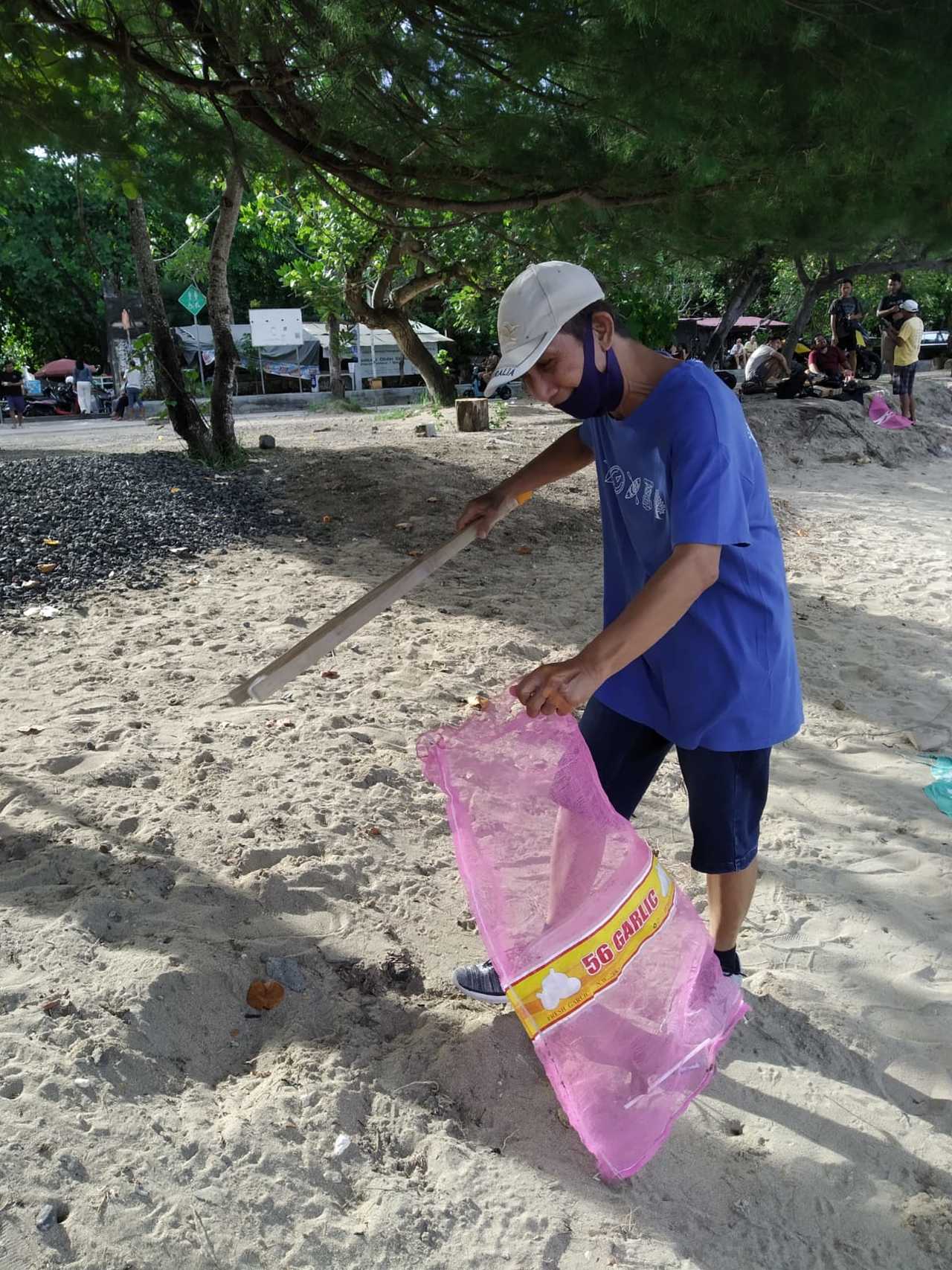 Trash Heroes plage Indonésie