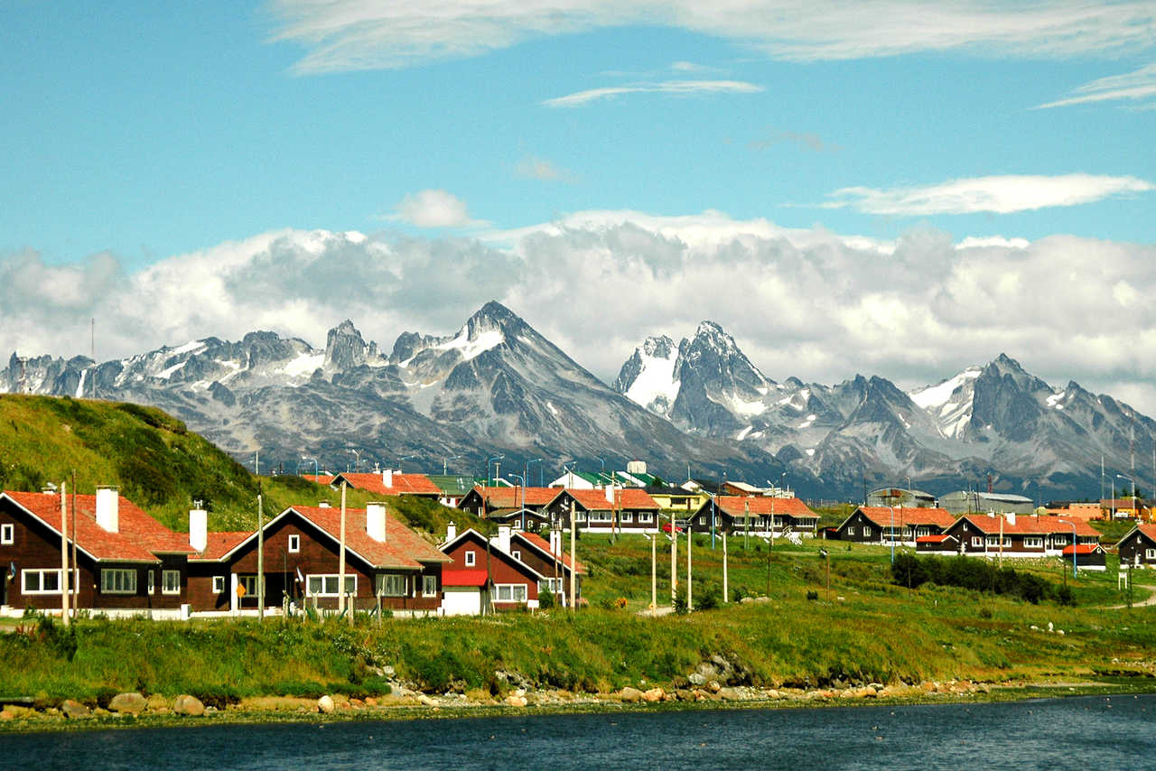 village au bord de l'eau en Patagonie en Argentine