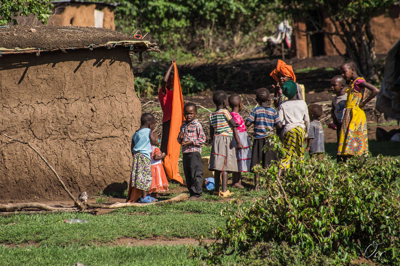 Village au pied du mont Kenya au Kenya