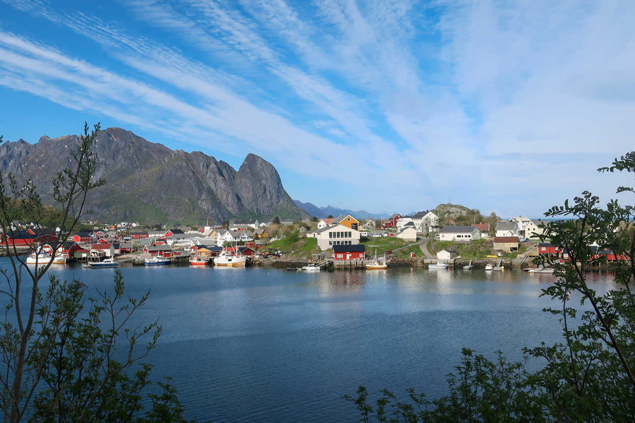 Village dans les îles Lofoten en Norvège