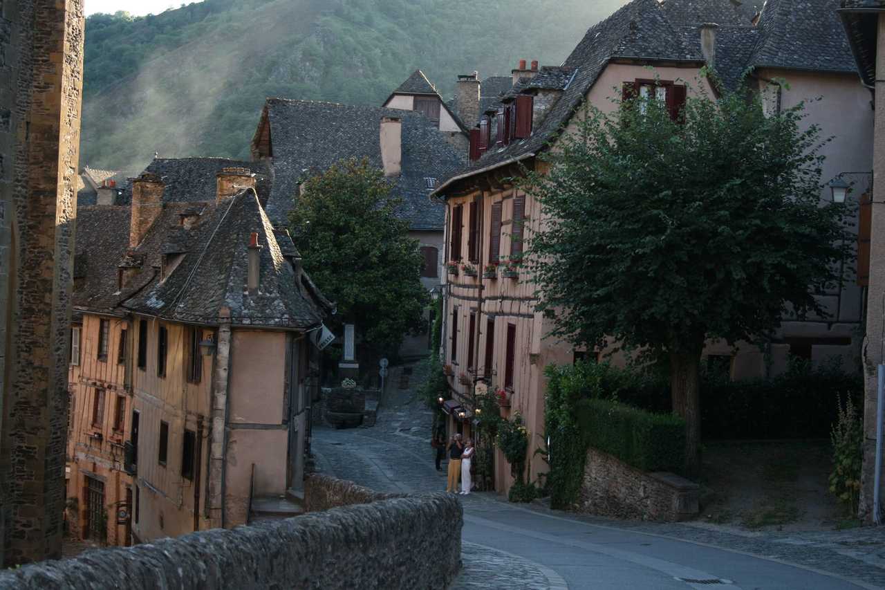 Village de Conques en Aveyron, sur le Chemin de Compostelle