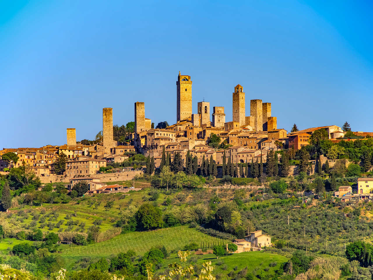 Village de San Gimignano en Toscane